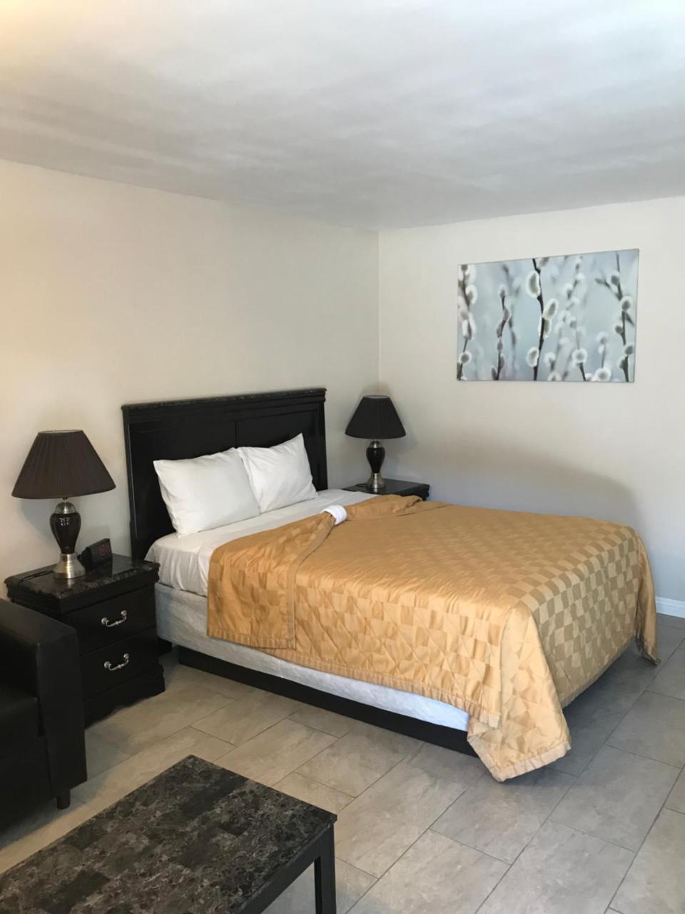 Akua Motor Hotel Anaheim Exterior photo